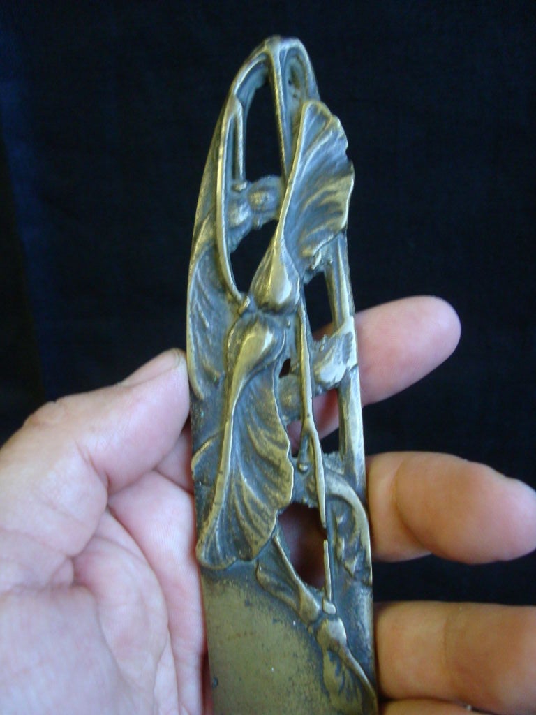 Bronze Coupe-papiers en bronze Art Nouveau en vente