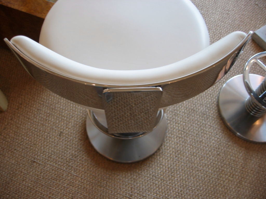Stunning Pair of Pace Collection Bar Stools 3
