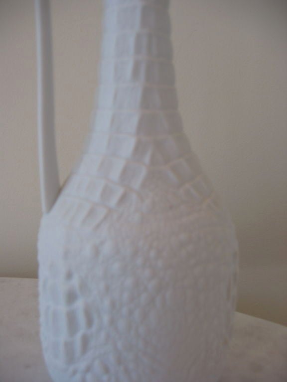 Lovely Porcelain Bisque Fired Kaiser Vase In Excellent Condition In North Miami, FL