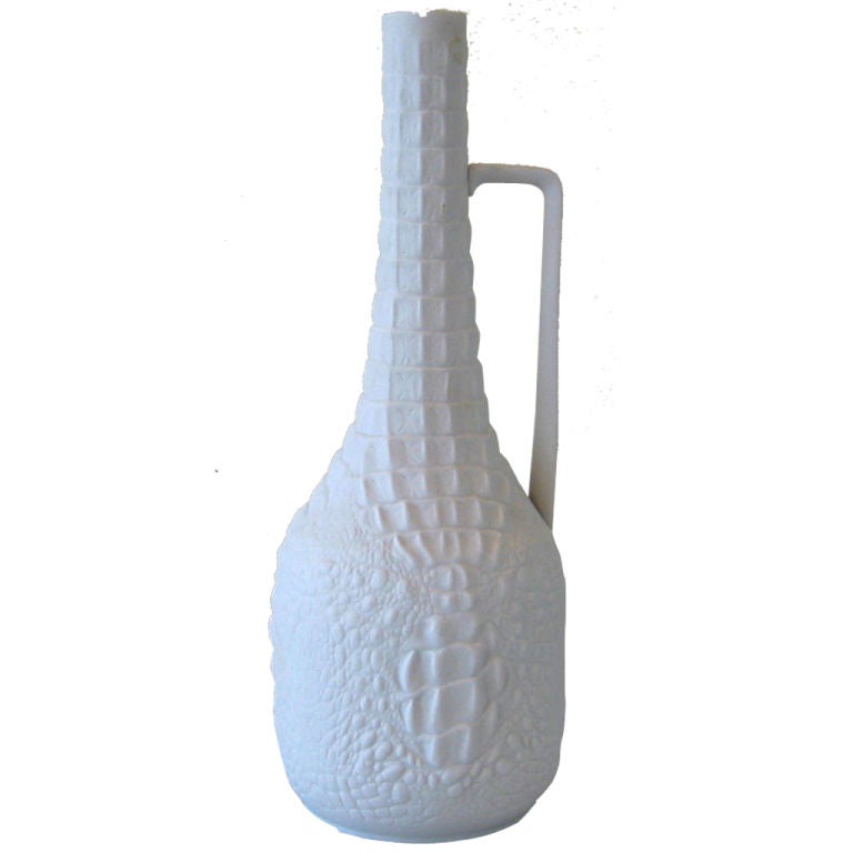 Lovely Porcelain Bisque Fired Kaiser Vase