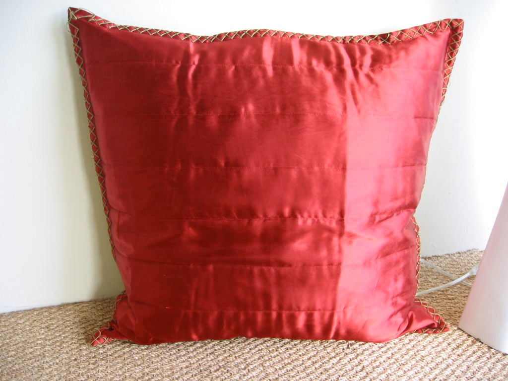  Italian Silk Anichini Throw Pillows Pair Of In Good Condition In North Miami, FL