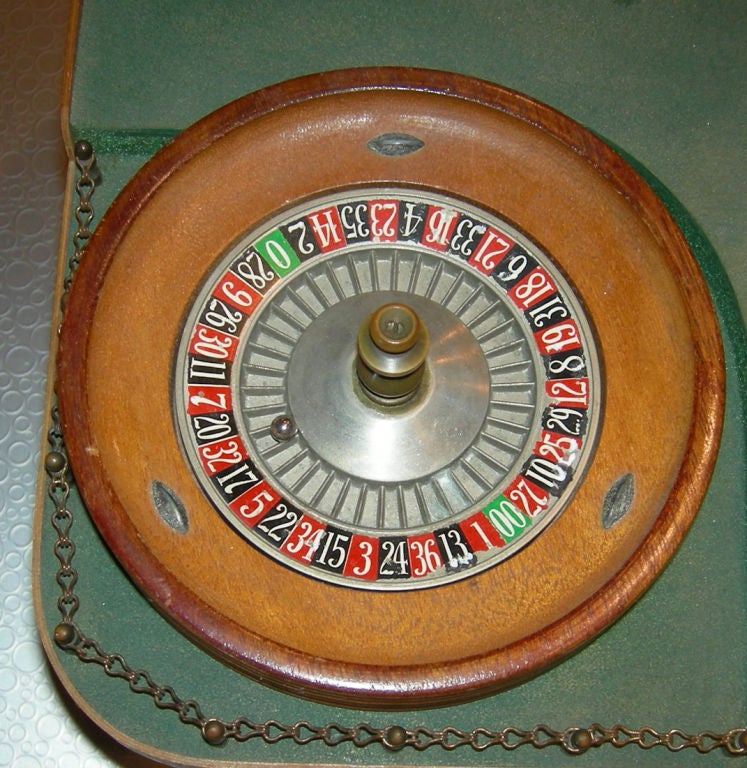 mini roulette table