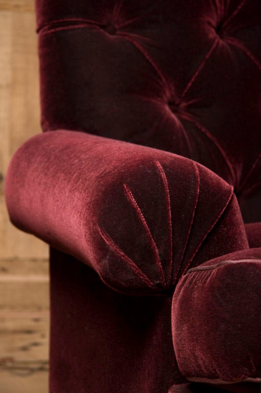 Charming Edwardian Style Tufted Sofa 1
