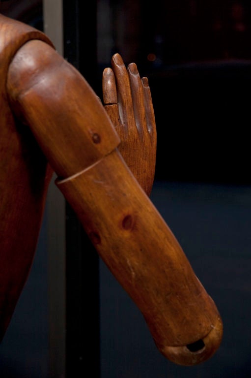 Lifesize Articulated Wood Mannequin 1