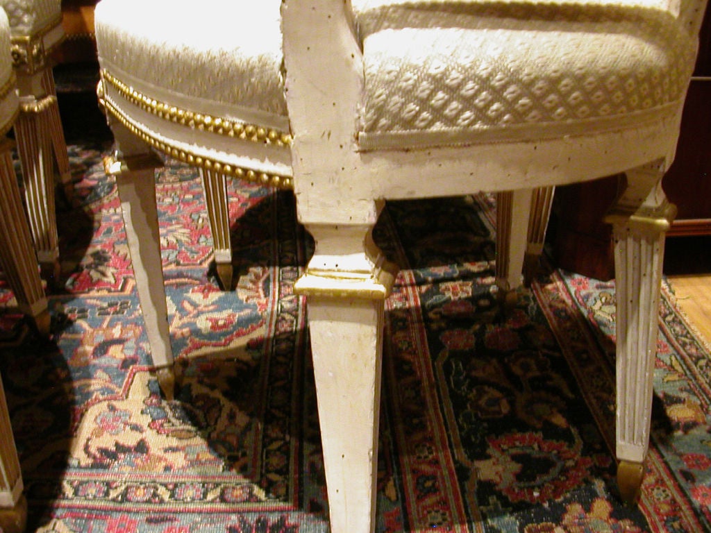 Set Of Four Italian Neoclassic Painted And Gilt Chaises For Sale 3