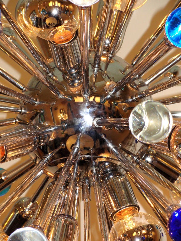Imposing Italian sputnik chandelier 1