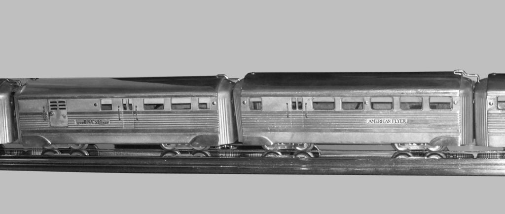 American 4 Car Burlington Zephyr Model Train w/ Custom Streamline Display