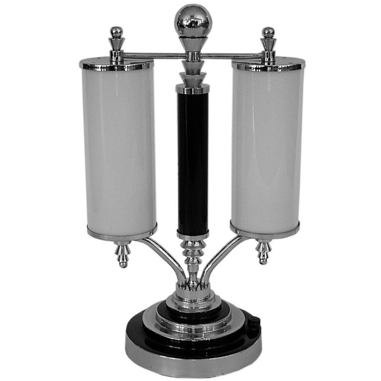 Outstanding  Large Streamline Art Deco Machine Age Lamp For Sale
