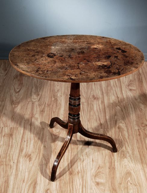 English Petite George III Sun Bleached Mahogany Tilt Top Table For Sale