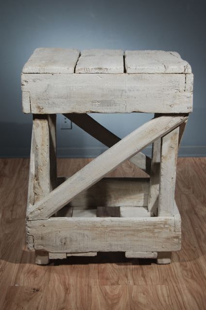 Sculpture Stand from Pietrasanta, Italy