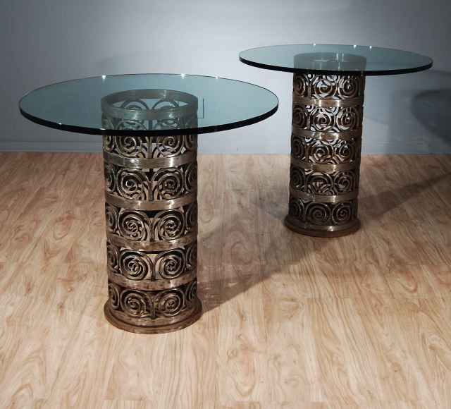 Mid-20th Century Pair of Art Deco Steel Pedestal Gueridons For Sale