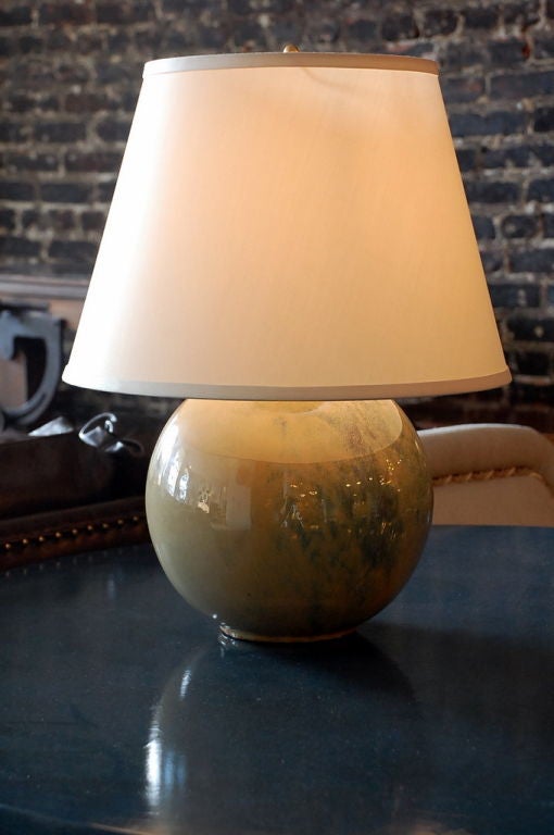 Ceramic Art Deco spherical table lamp with custom silk shade