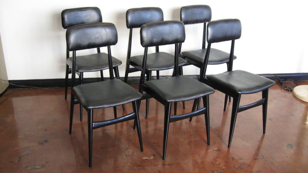 SET OF SIX DINING CHAIRS BY CARLO DI CARLI AND GIO PONTI