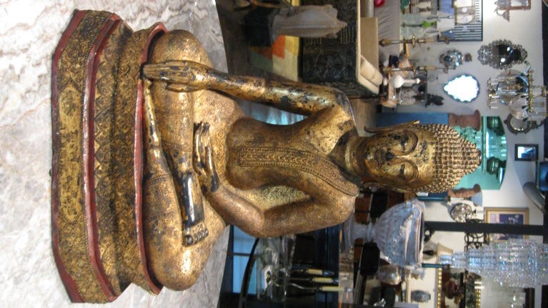 BEAUTIFUL, PEACEFUL BRONZE AND 22 K GOLD WATER GILDED BUDHA.<br />
GREAT DETAIL ON BASE AND BODY.