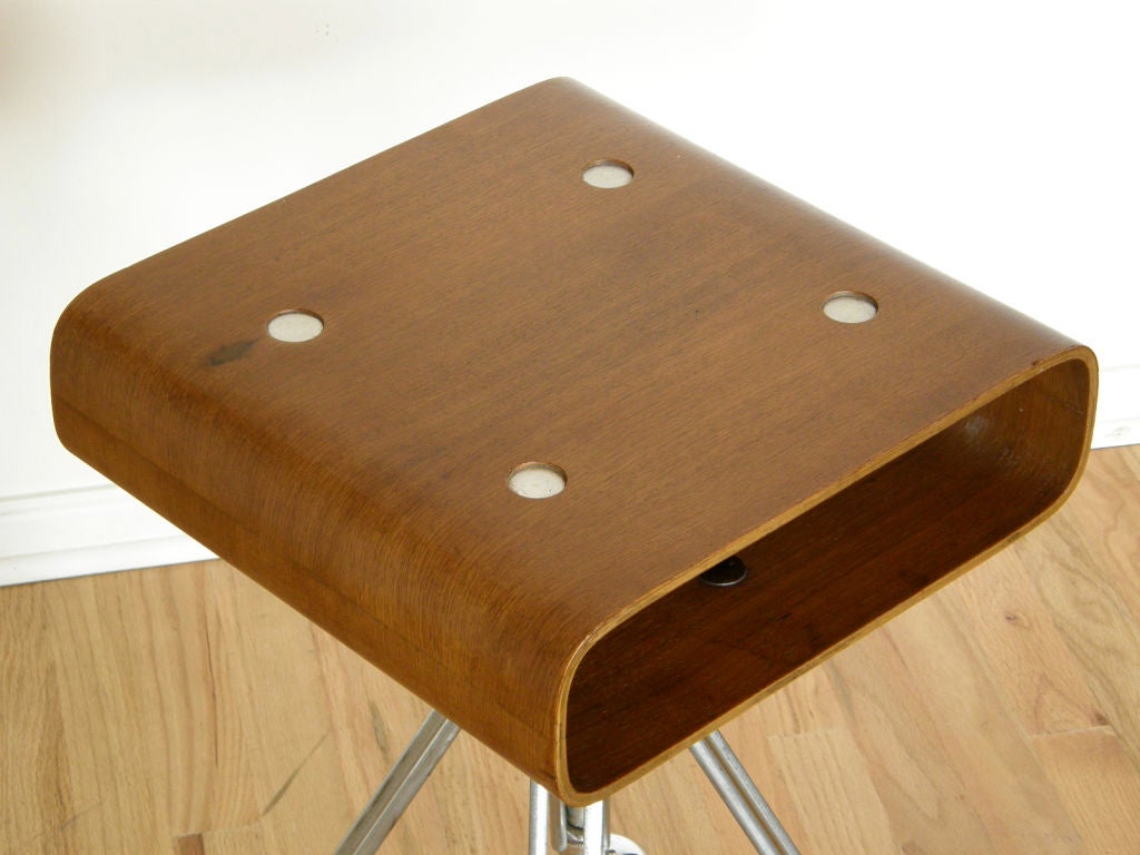 American Elliot Noyes table