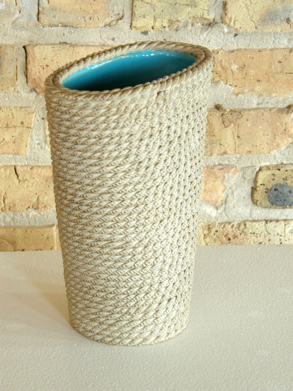 Zaccagnini Ceramic Rope Vase In Good Condition In Chicago, IL