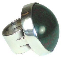 Beautiful green agate cabachon sterling ring marked PGW