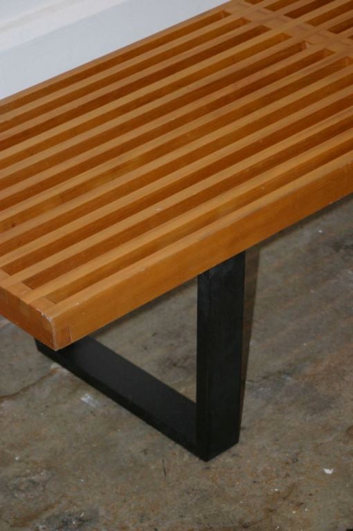 Nelson slat bench, early production from the estate of an architect. Unusual 8.5 foot version