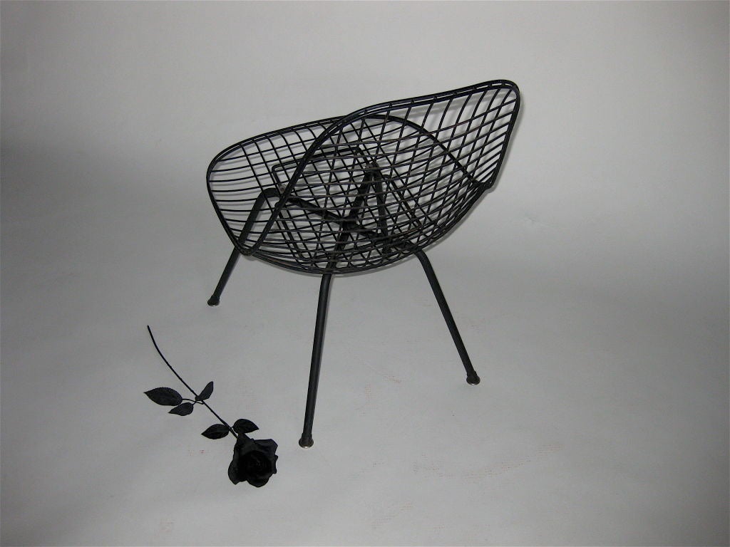 Mid-20th Century EARLY LOW LOUNGE X BASE WIRE SHELL CHAIR BY CHARLES EAMES
