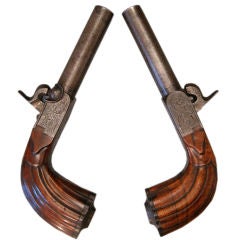 Paire d'objets du 19ème siècle Pistolets de duel