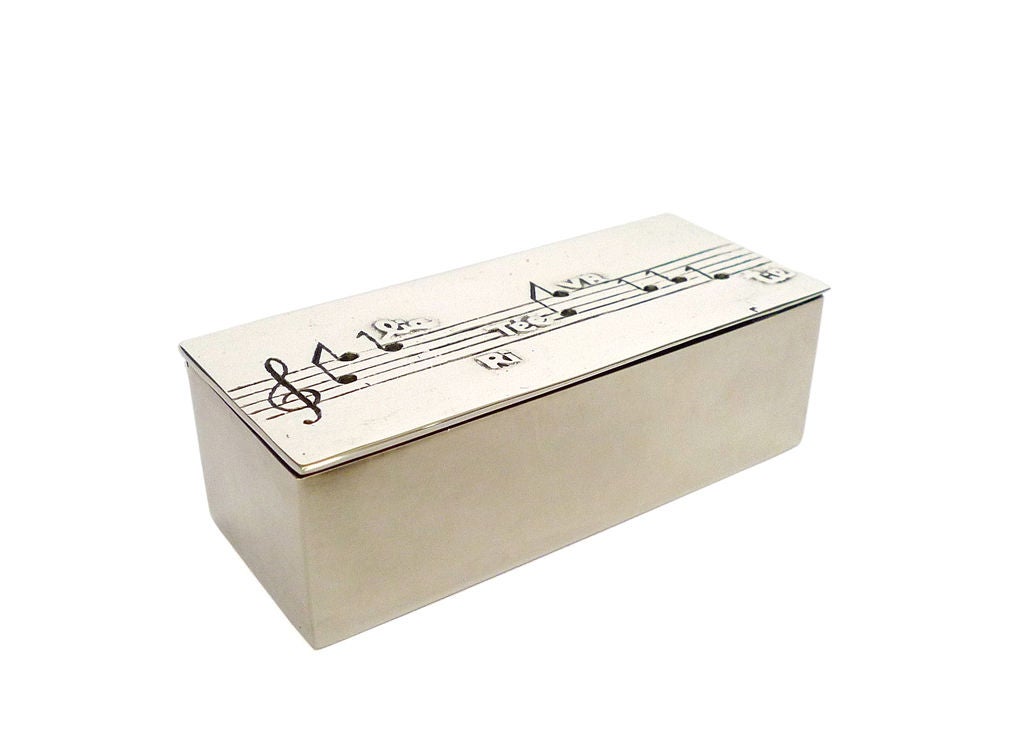 LINE VAUTRIN "Familiarity is the Flavor of Friendship" box