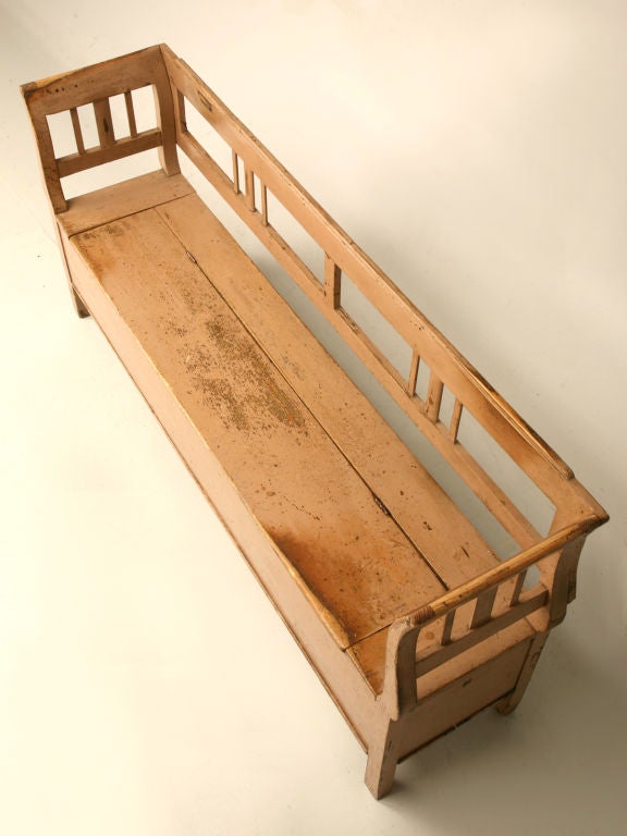 Antique Continental Box Seat Foyer Settle w/Original Paint 5