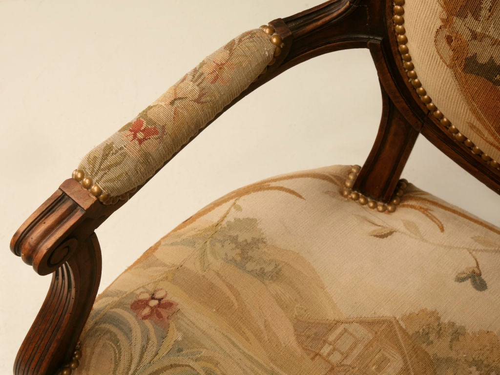 Antique Petite French Louis XVI Settee, Original Aubusson Upholstery, Restored In Good Condition In Chicago, IL