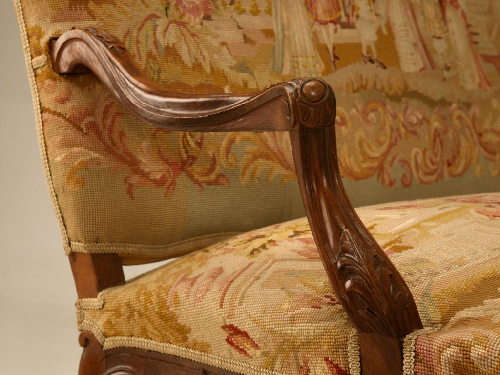 c.1880 Antique French Louis XV Needlepoint Settee In Good Condition In Chicago, IL
