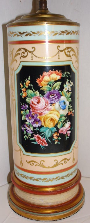 Lampes de table porcelaine à motifs floraux Bon état - En vente à New York, NY