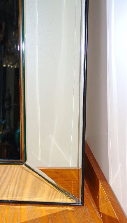 Pair of Moderne Italian Mirrors In Good Condition For Sale In New York, NY