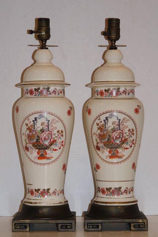 White Table Lamps with Floral Decoration For Sale 2