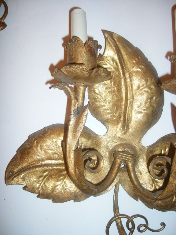 Gilt Metal Leaf-Shaped Sconces In Good Condition For Sale In New York, NY