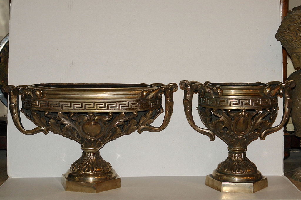 Set of Neoclassic Bronze Cachepots For Sale 2