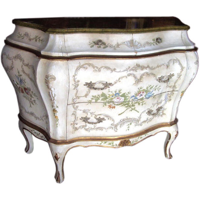 VENETIAN STYLE BOMBAY CHEST