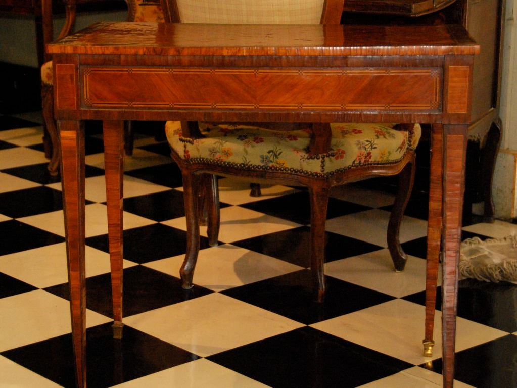 Parquetry veneered French table
