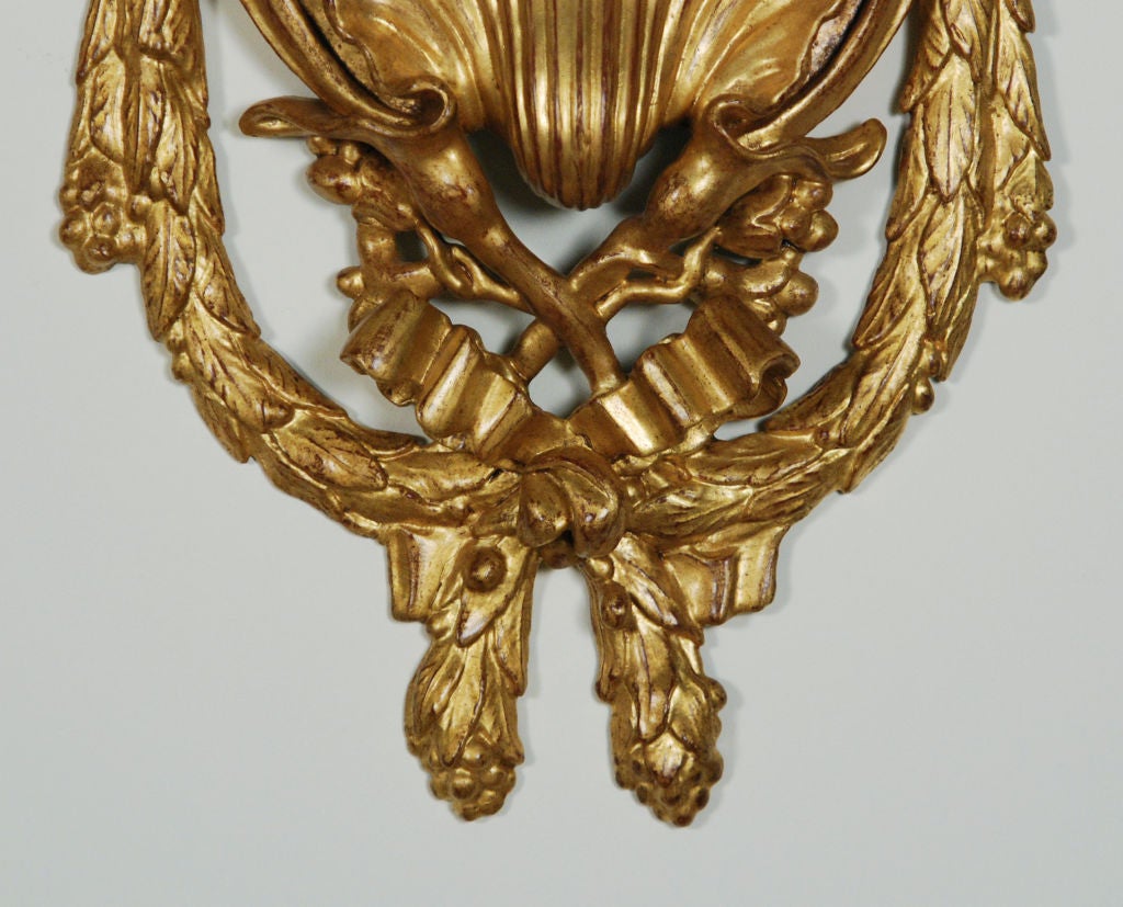 English A Fine Pair of George III Giltwood Brackets