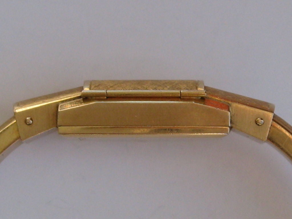Lovely 1950's Baume and Mercier 18k gold bracelet watch 5