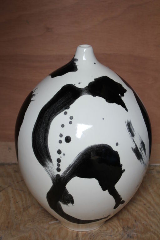 Japanese artist hand thrown pottery vase