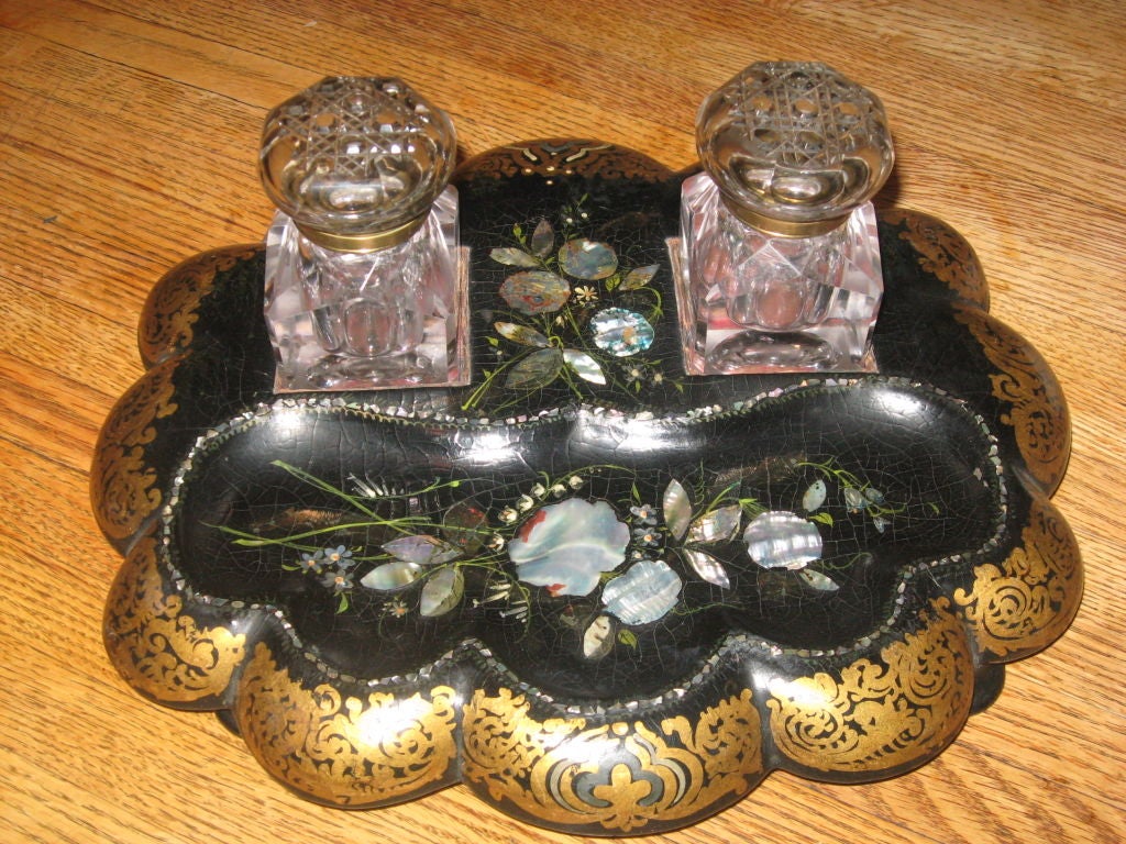 19th Century Paper Mache and Crystal Inkwell In Good Condition For Sale In Water Mill, NY