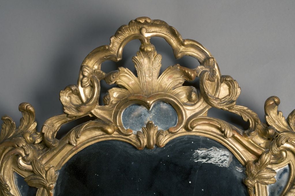 French Louis XV Giltwood Mirror For Sale