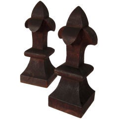 PAIR OF DECORATIVE ARCHITECTURAL FINIALS