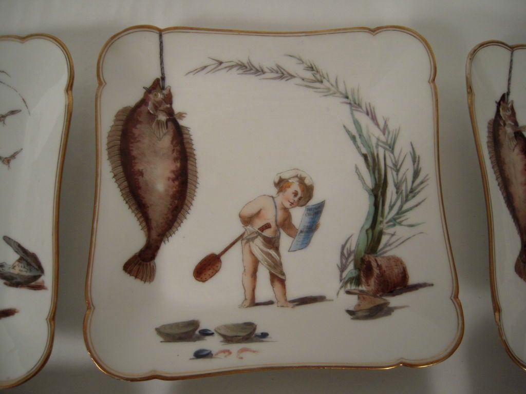 SET OF 8 UNUSUAL, PLAYFUL HAVILAND LIMOGES FISH CUISINE PLATES 1