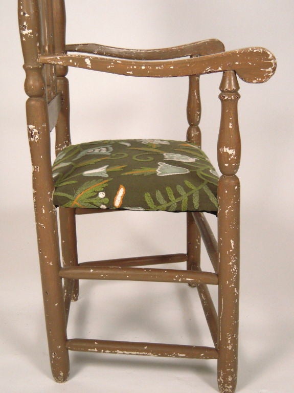 Wood EARLY AMERICAN BANNISTER BACK ARM CHAIR
