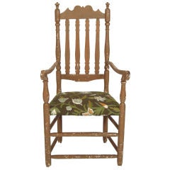 EARLY AMERICAN BANNISTER BACK ARM CHAIR