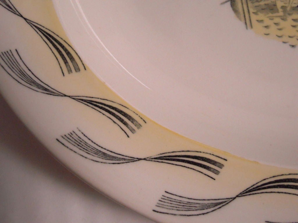 Mid-20th Century A RARE ERIC RAVILIOUS 'GARDEN SERIES' PLATTER, 12 3/4