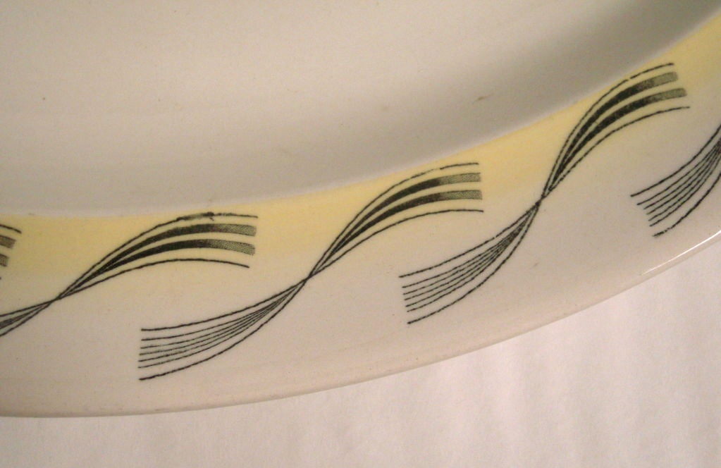 English A RARE ERIC RAVILIOUS 'GARDEN SERIES' PLATTER, 14 1/2