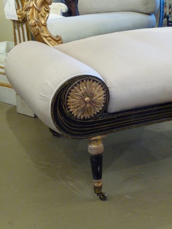 19th Century English Paint and Gilt Daybed 5