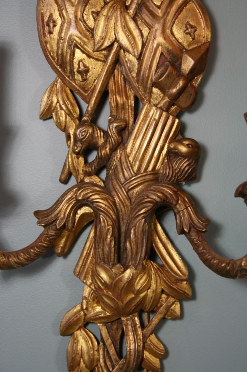 Pair of Italian Giltwood Sconces For Sale 1