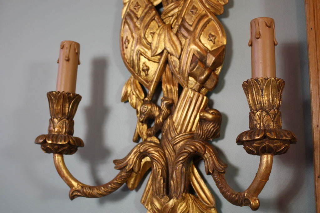 Pair of Italian Giltwood Sconces For Sale 5
