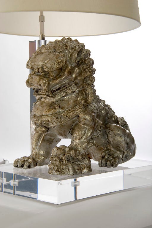 Mid-20th Century Pair of Foo Dog Lamps
